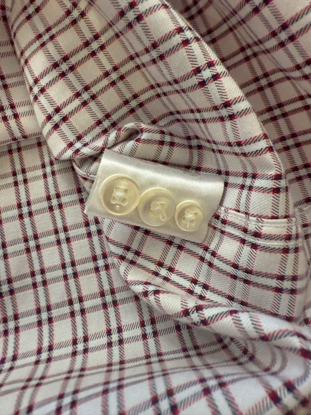 Red Navy Plaid Button Down Shirt Mens XL Non-Iron Cotton Classic Men’s Wearhouse